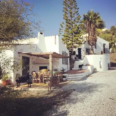 Stunning 3 Bed Finca With Attached 2 Bed Casita With Sea And Mountain Views Málaga